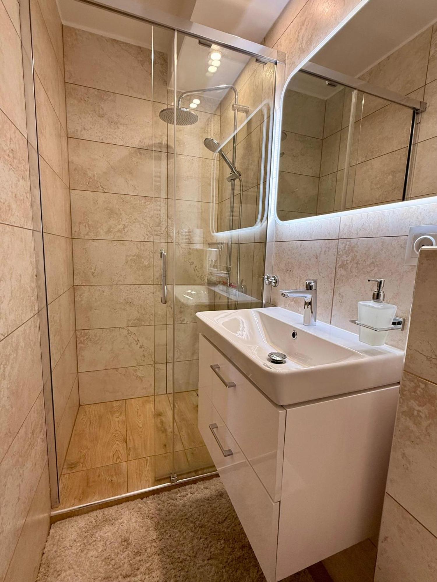 Apartamenty Izerskie Gorska 8 - Blisko Park I Dom Zdrojowy Oraz Wyjscie Na Sky Walk Świeradów-Zdrój Esterno foto